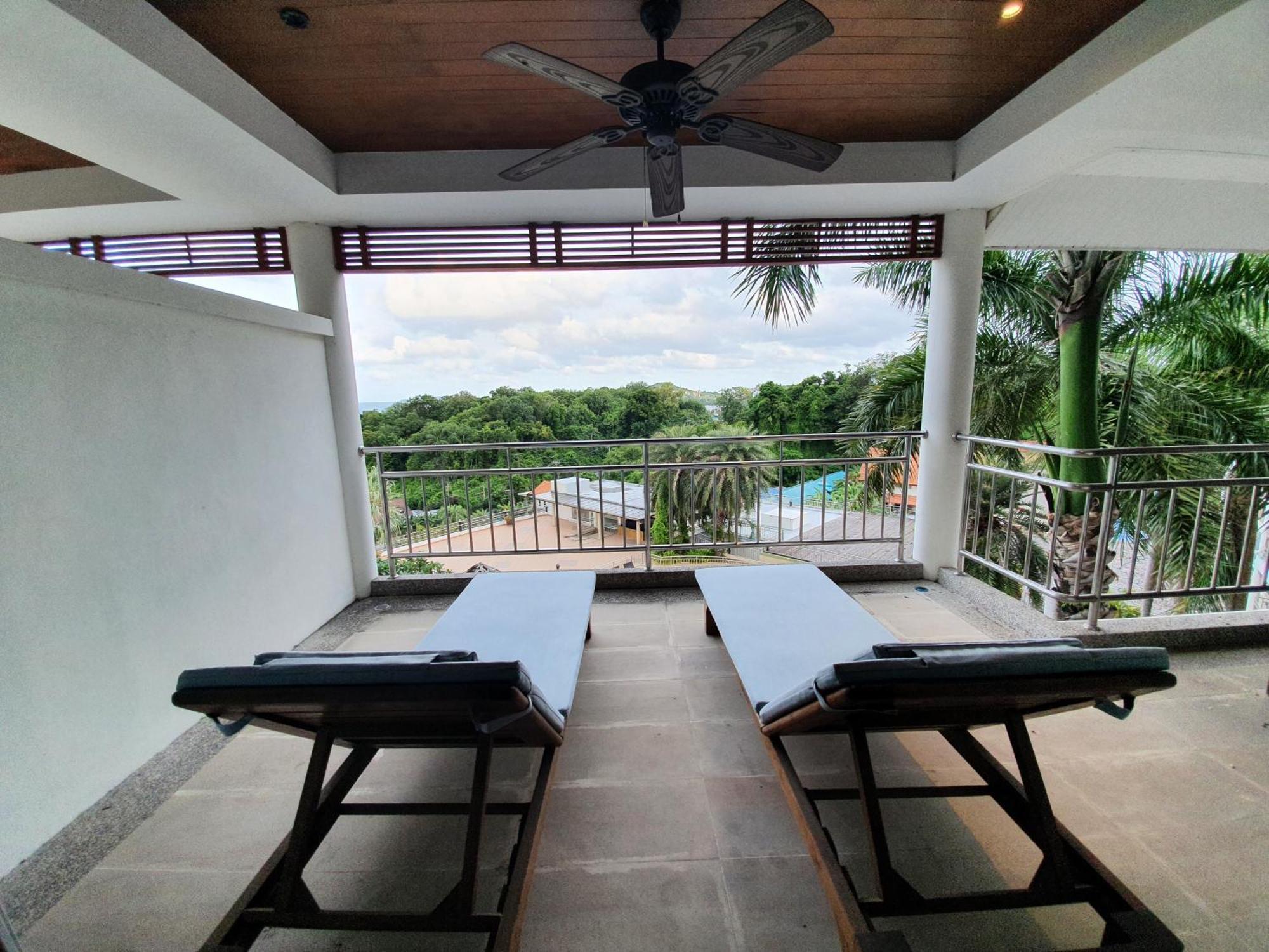 Lejlighed Spacious With Ocean View In Panwa *
